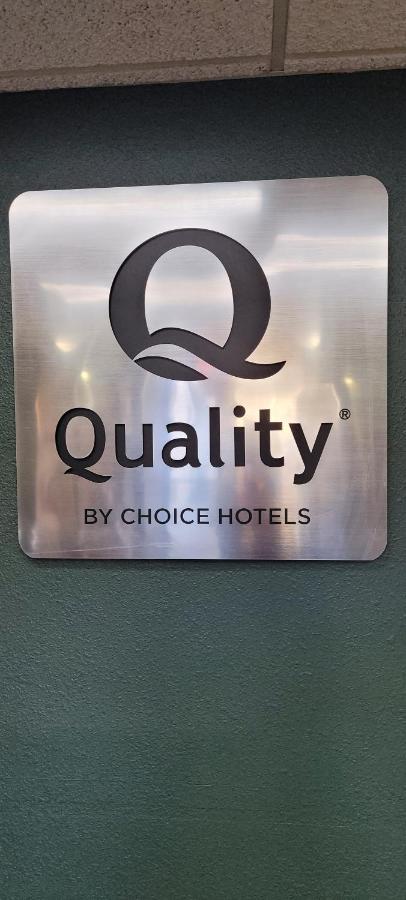 Quality Inn & Suites Columbia I-70 Exterior foto