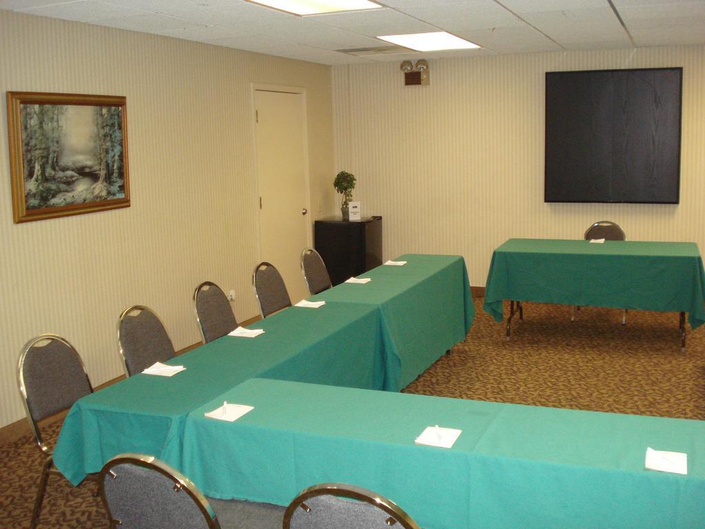 Quality Inn & Suites Columbia I-70 Instalações foto